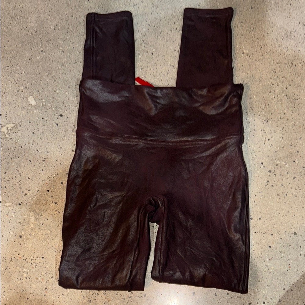 Spanx Faux Leather Leggings - Picture 3 of 6